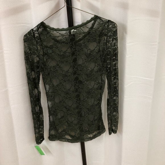 Lace Top - Picture 3 of 4